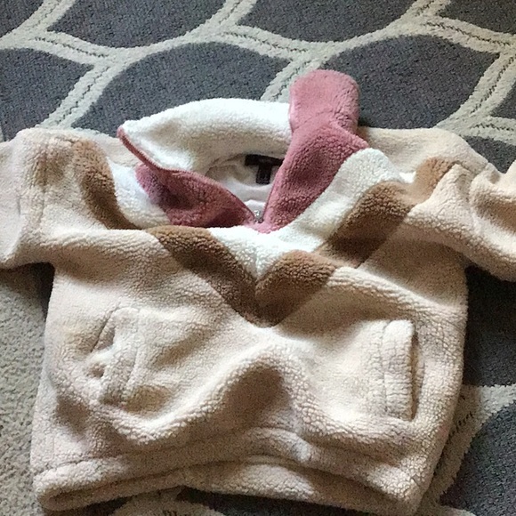 Forever 21 Fluffy Jacket - Picture 1 of 1